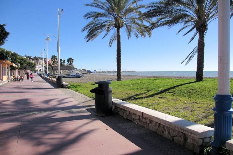 Apartamento El Bambu Cerca Del Mar Málaga Extérieur photo