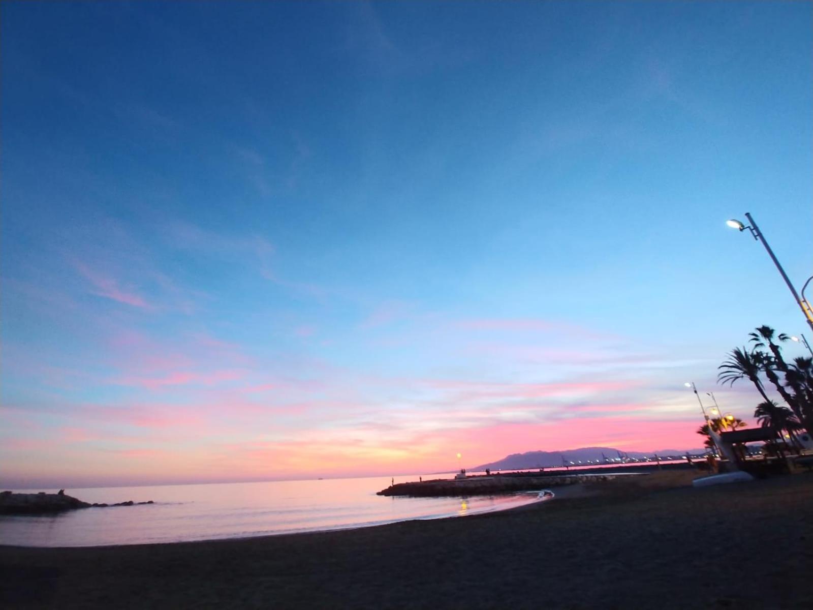 Apartamento El Bambu Cerca Del Mar Málaga Extérieur photo